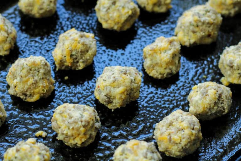 Low Carb Sausage Balls - Low Carb Inspirations