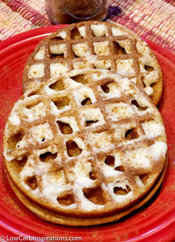 Everyone loves Soft Gingerbread Cookies and this Easy Maple Iced Soft Gingerbread Cookies Chaffle is going to be your new favorite fall dessert! The soft, quick, easy and chewy gingersnap flavors will not disappoint.