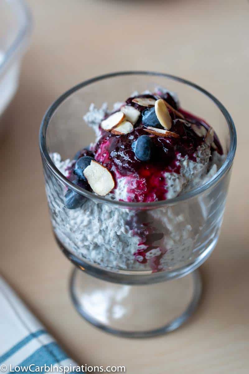 Easy Keto Chia Pudding Recipe (thick & creamy) - Low Carb Inspirations