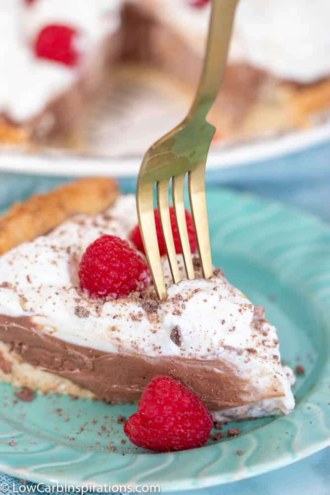 Homemade Keto Chocolate Silk Pie Recipe