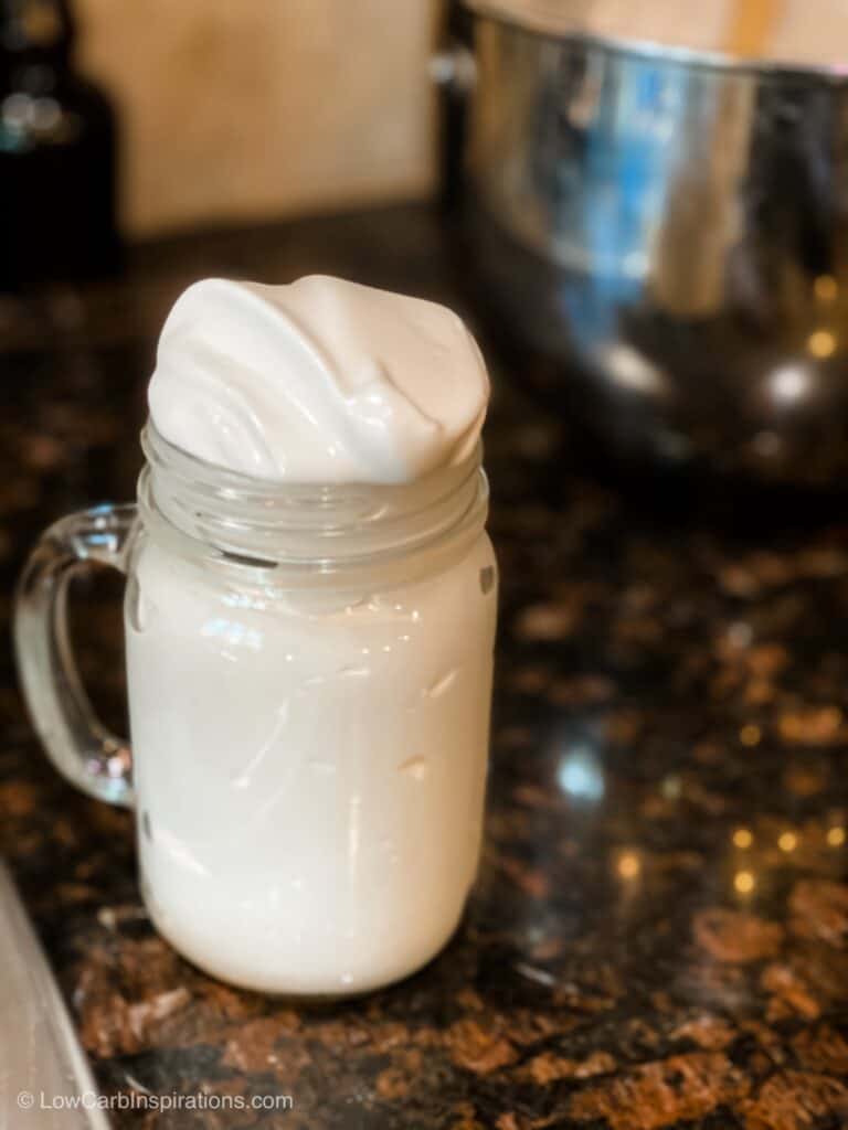3 Ingredient Keto Marshmallow Fluff Recipe