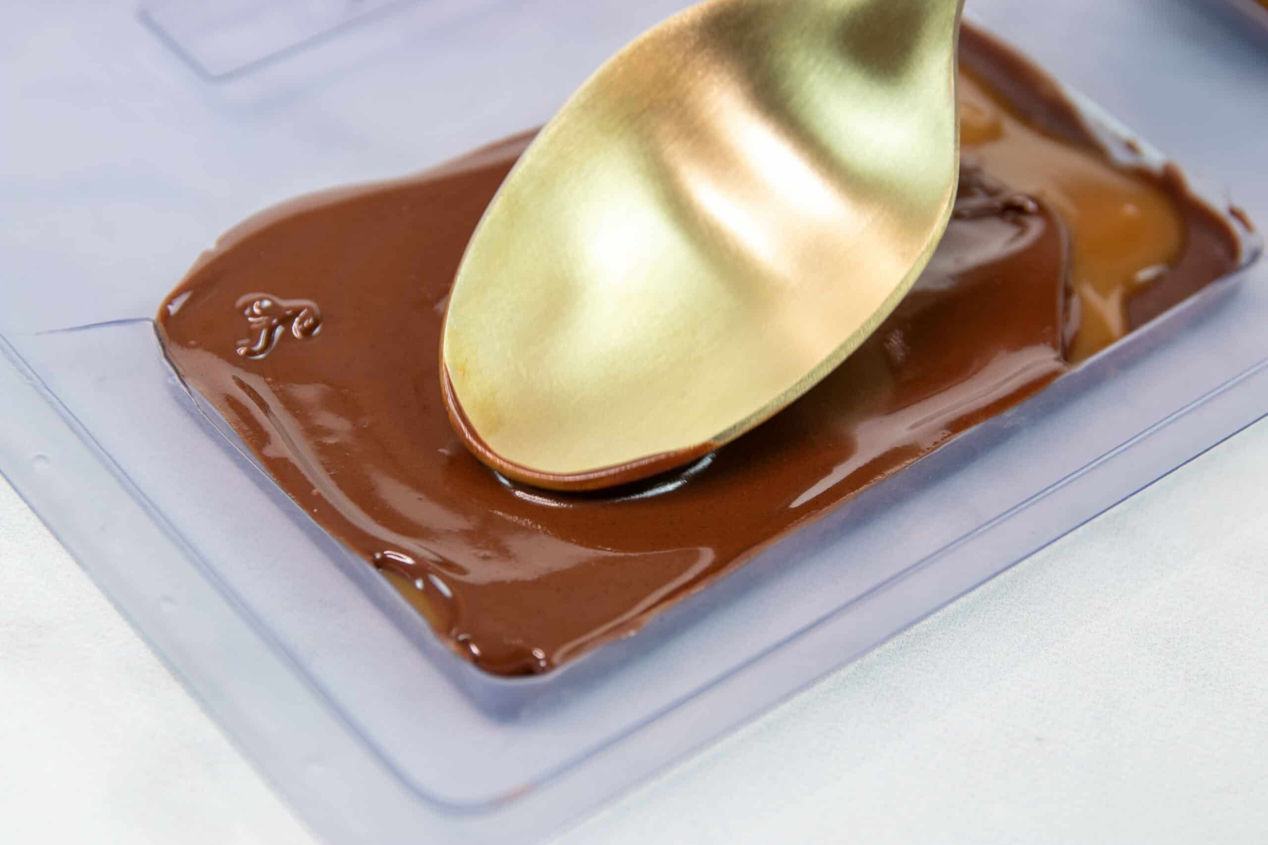 Keto Chocolate Caramel Bars Recipe
