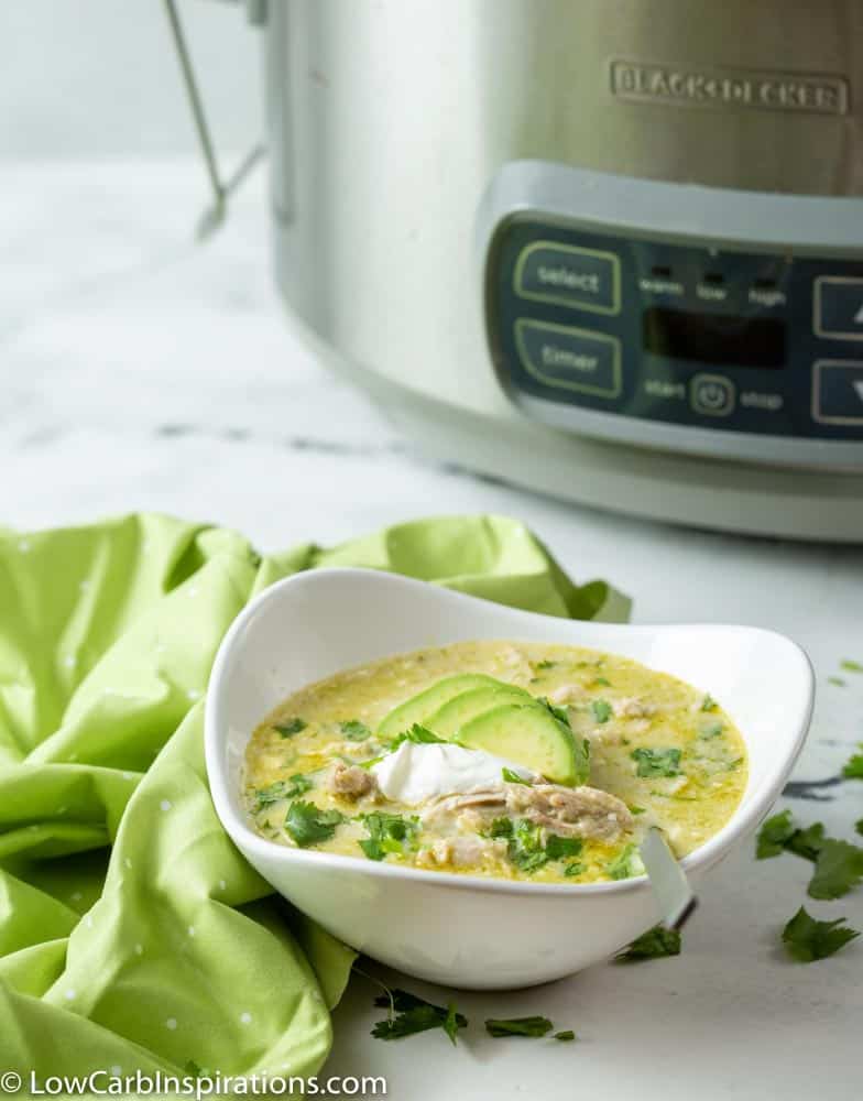 Slow Cooker Creamy Green Enchilada Chicken Soup Recipe