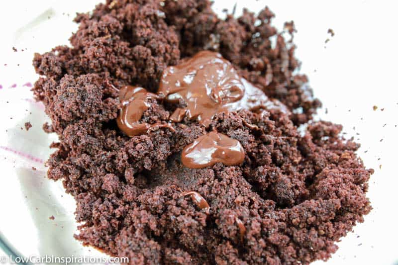 Keto Chocolate Cake Pops Recipe