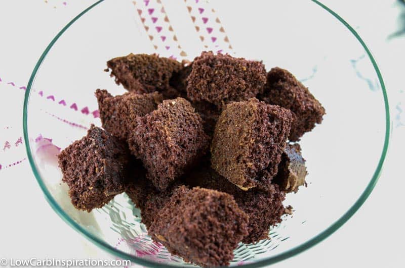 Keto Chocolate Cake Pops Recipe
