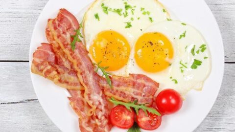 Bacon Up® Fried Eggs - Bacon Up®