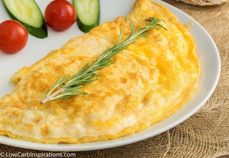 Turkey and Cheese Omellete - Low Carb Inspirations