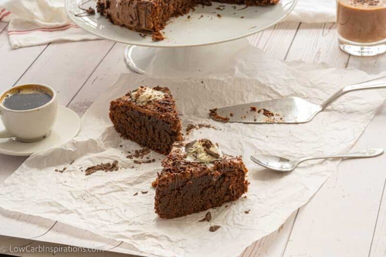 A Deliciously Moist Almond Flour Chocolate Cake Recipe - Low Carb