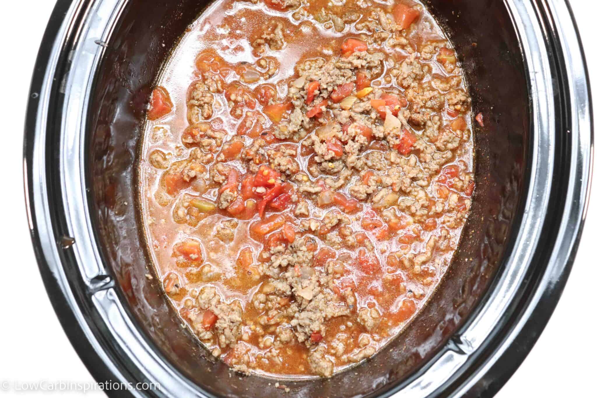 Slow Cooker Keto Chili Recipe: Hearty and Flavorful - Low Carb Inspirations