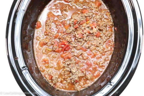 Slow Cooker Keto Chili Recipe: Hearty And Flavorful - Low Carb Inspirations